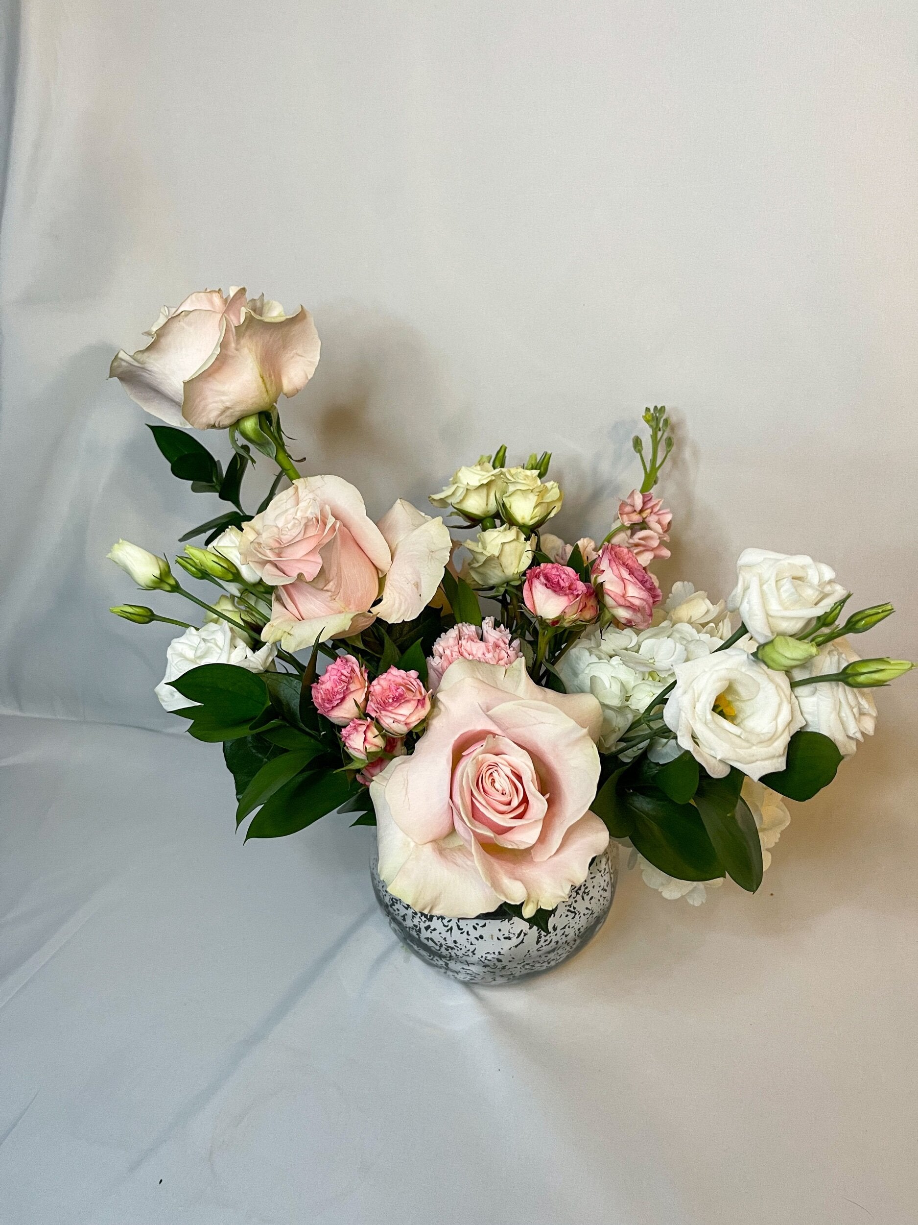 Monthly floral arrangement subscription - 6 months-SQ5080668