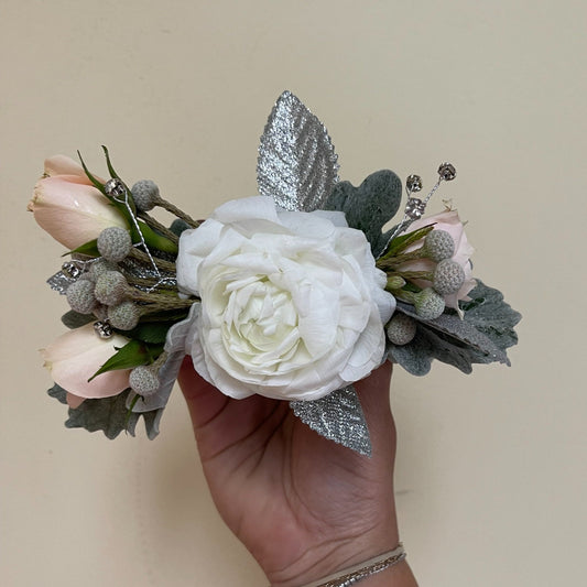 Wrist corsage